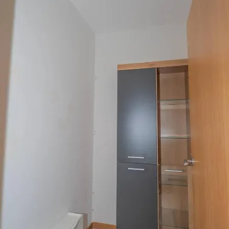 E2, 2 Bedrooms, Terrace, Downtown