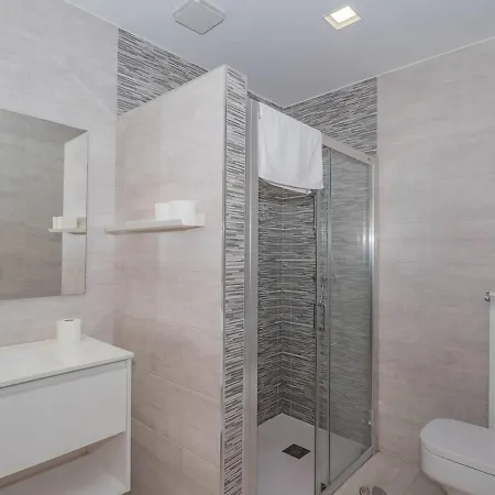 E2, 2 Bedrooms, Terrace, Downtown Vigo