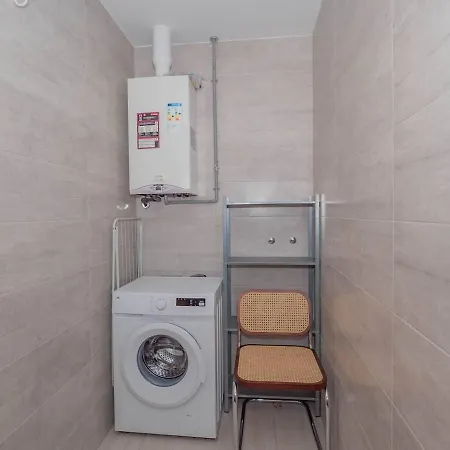 Apartment E2, 2 Bedrooms, Terrace, Downtown