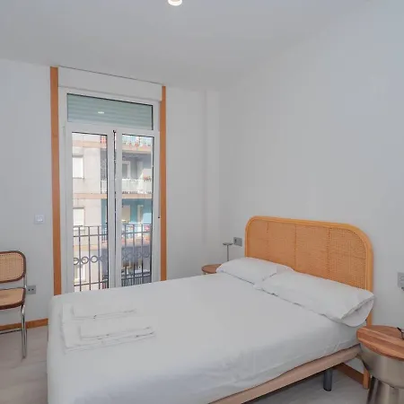 Apartment E2, 2 Bedrooms, Terrace, Downtown *